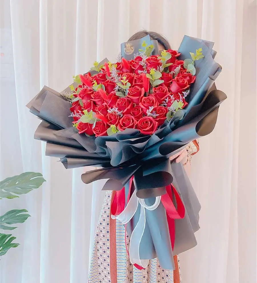 Red Charm