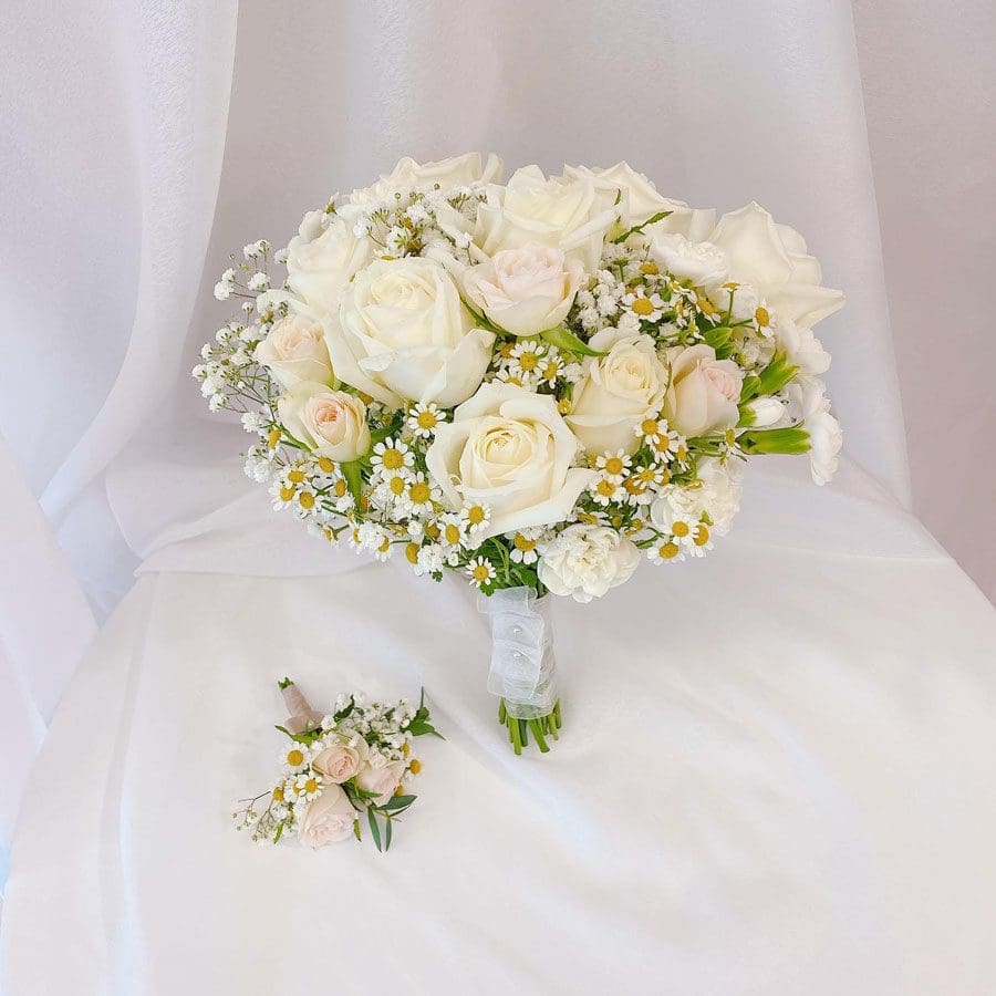 seven florist bridal bouquet fall in love 01a