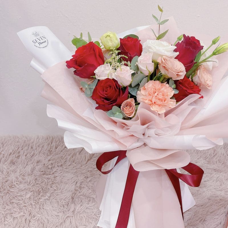 seven florist flower bouquet i love u 4ever e1628600759107