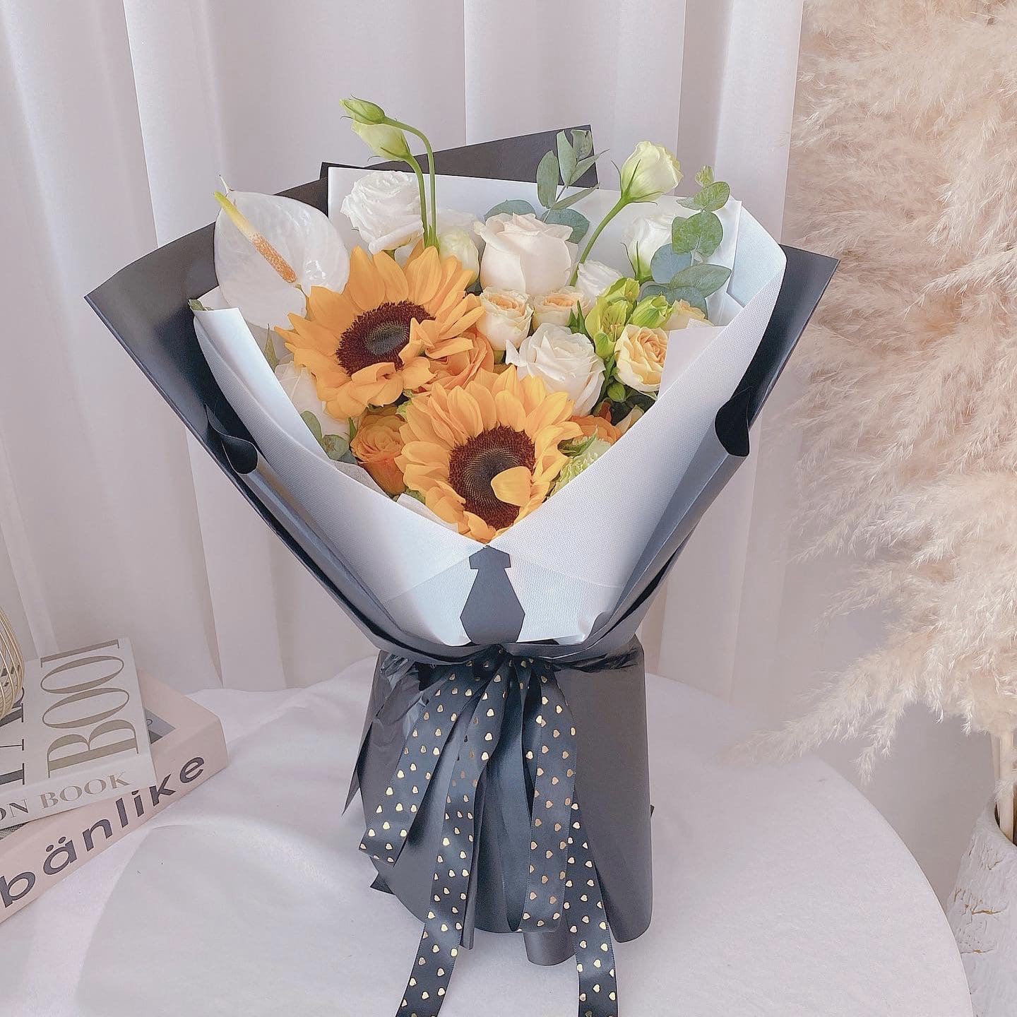 seven florist gentlemen bouquet 02