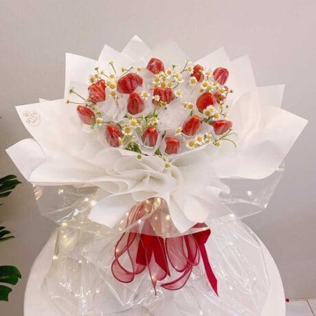 seven florist strawberries bouquet 01a