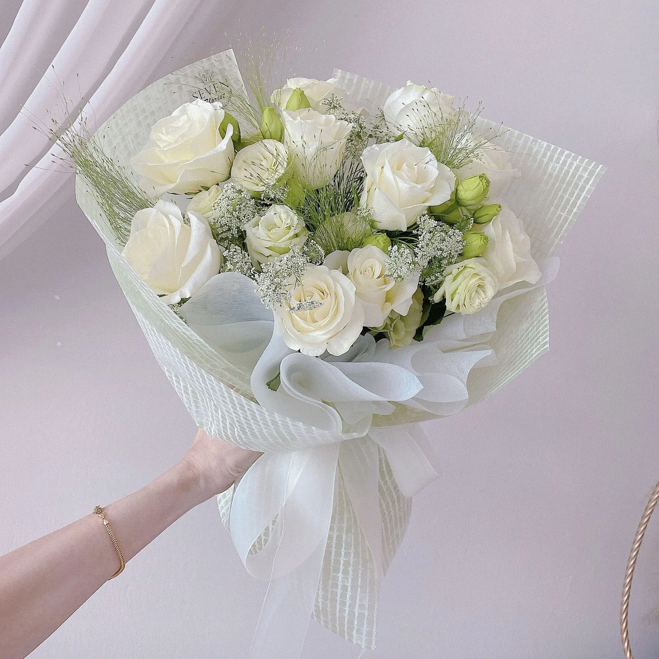 Snowy Elegance - Image 2